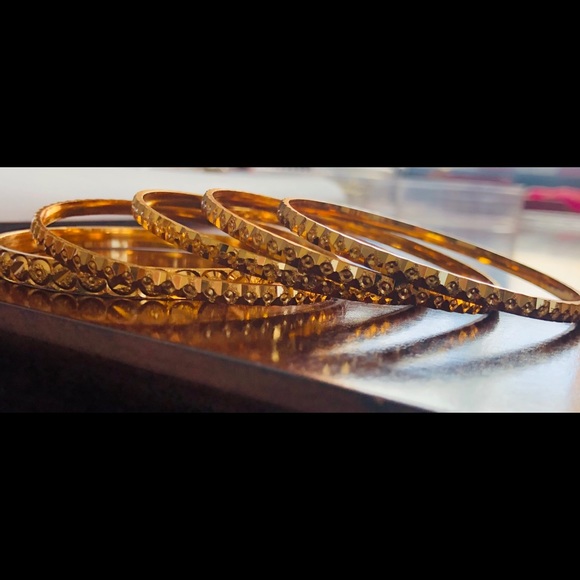 Gold bangles NWOT - Picture 2 of 4